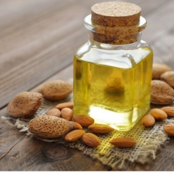 روغن بادام شیرین طبیب